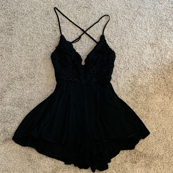 Black low back romper - Picture 2 of 8